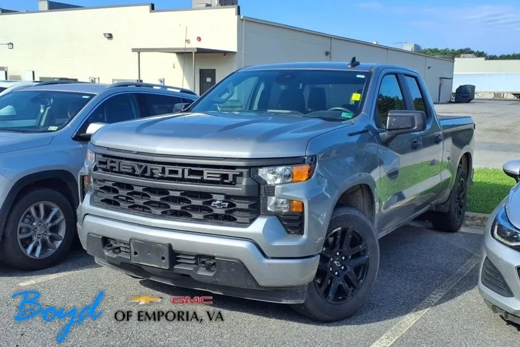 2023 Chevrolet Silverado 1500 Custom photo 1