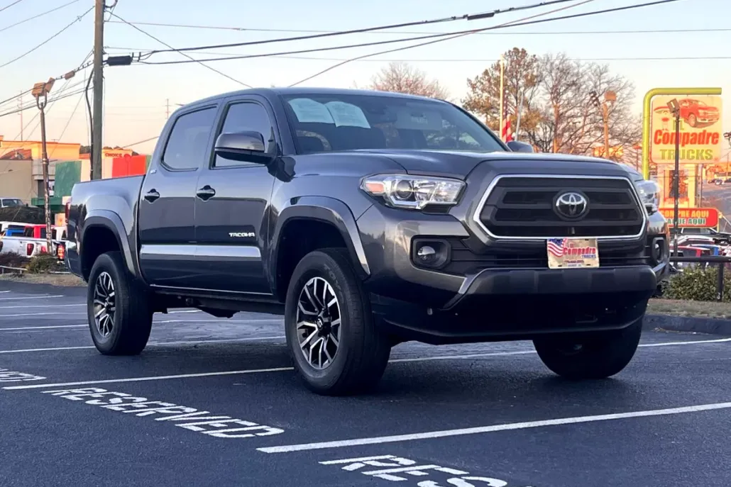 2021 Toyota Tacoma SR5 Double Cab photo 1