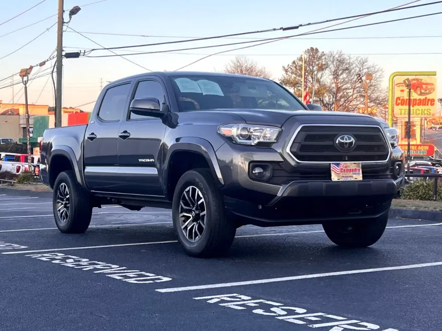 2021 Toyota Tacoma SR5 Double Cab photo 1
