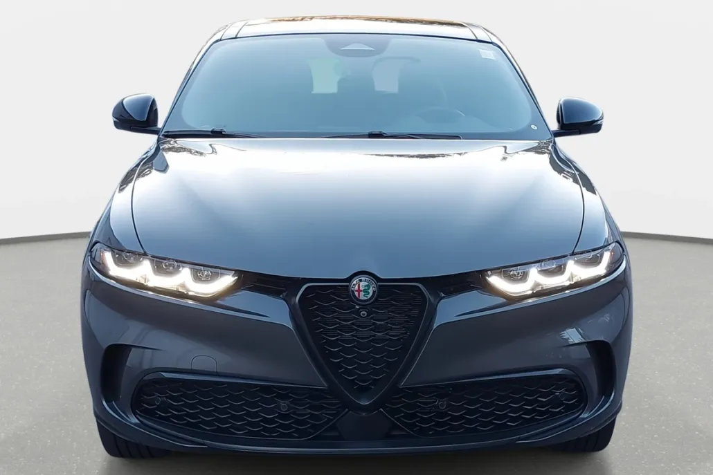 2024 Alfa Romeo Tonale Veloce photo 1