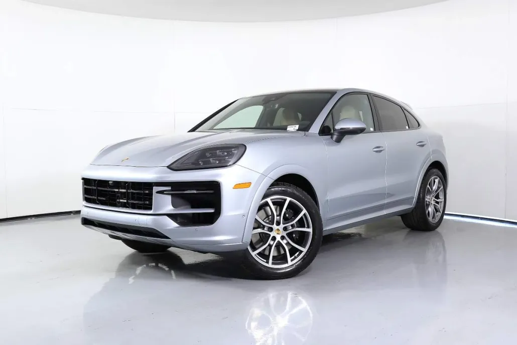 2025 Porsche Cayenne S Coupe photo 1