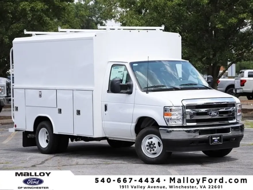 2026 Ford E-350 Base photo 1