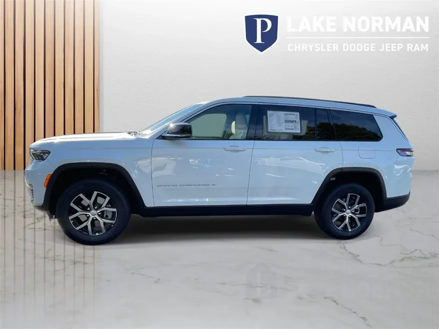 2025 Jeep Grand Cherokee Limited photo 1