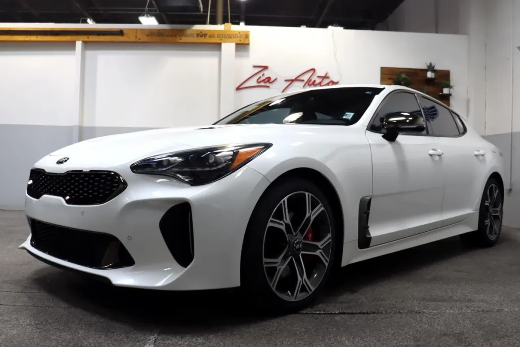 2020 Kia Stinger GT photo 1