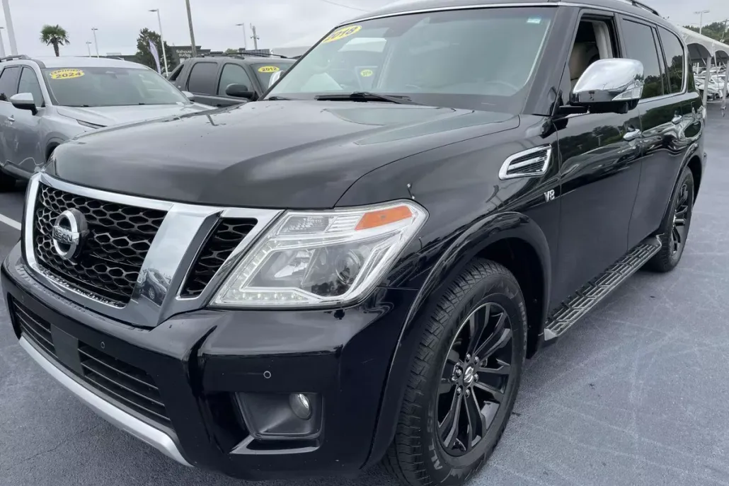 2018 Nissan Armada Platinum photo 1