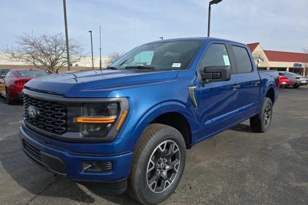 2025 Ford F-150 STX photo 1