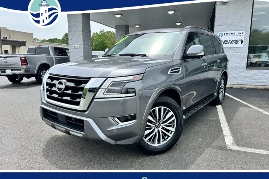 2023 Nissan Armada SL photo 1