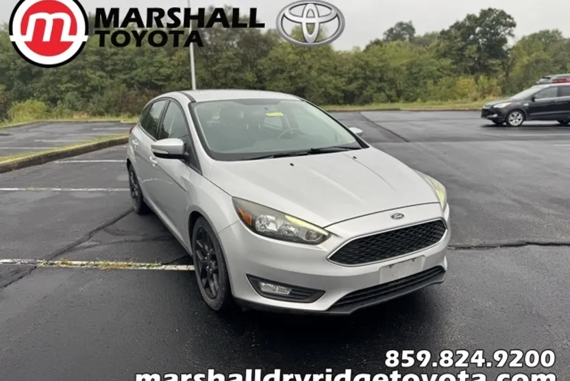 2016 Ford Focus SE photo 1
