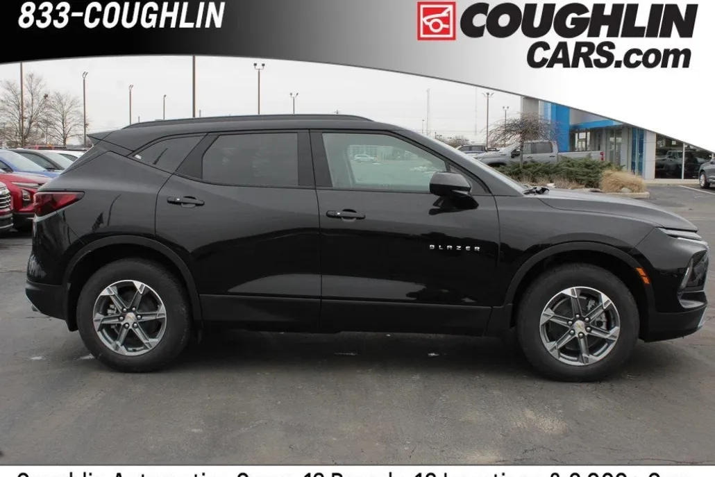 2025 Chevrolet Blazer 2LT photo 1