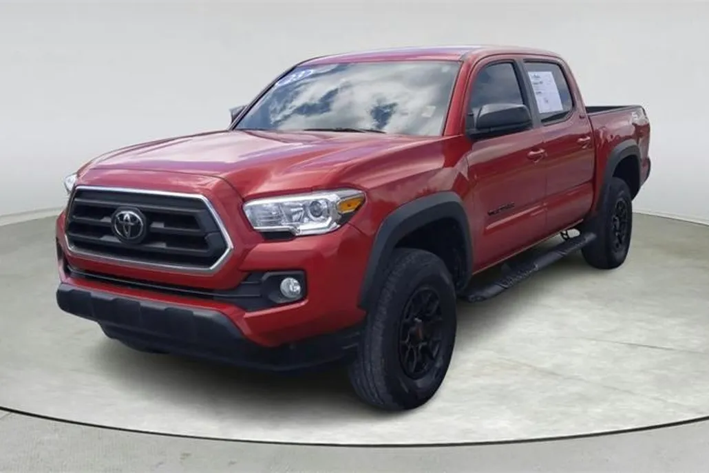 2023 Toyota Tacoma SR5 V6 photo 1