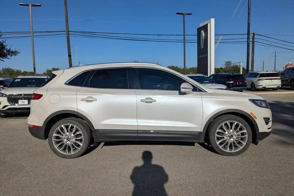 2016 Lincoln MKC Reserve photo 1
