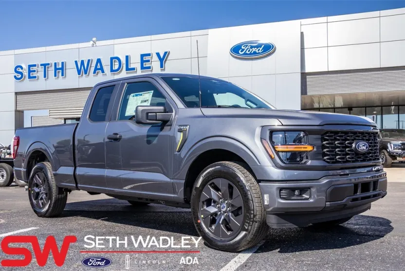 2025 Ford F-150 STX photo 1