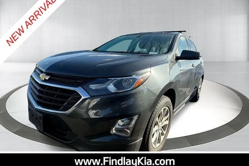 2018 Chevrolet Equinox LT photo 1