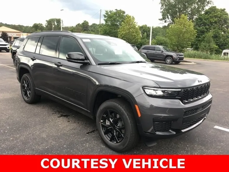 2025 Jeep Grand Cherokee Altitude X photo 1