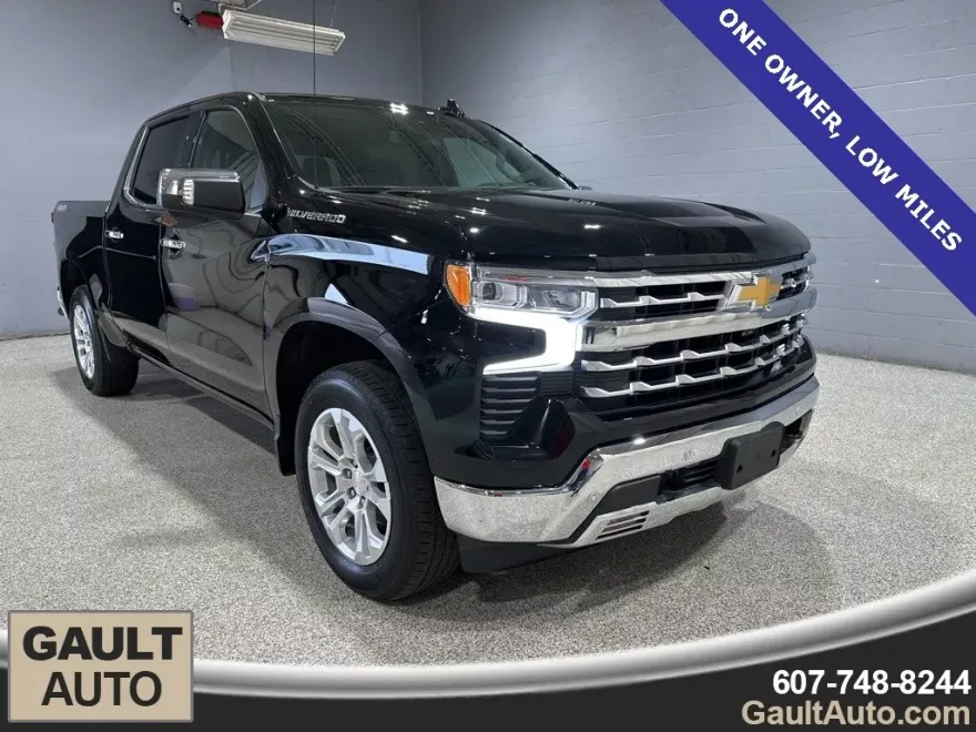 2024 Chevrolet Silverado 1500 LTZ photo 1