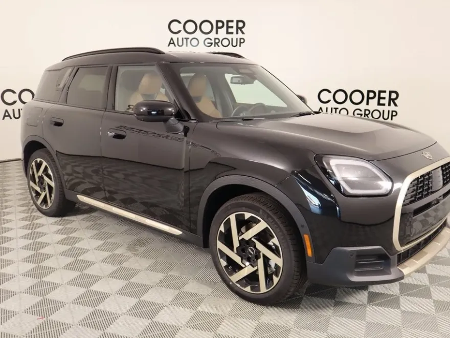 2025 Mini Countryman ALL4 S Iconic photo 1