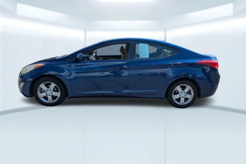2013 Hyundai Elantra GLS photo 1