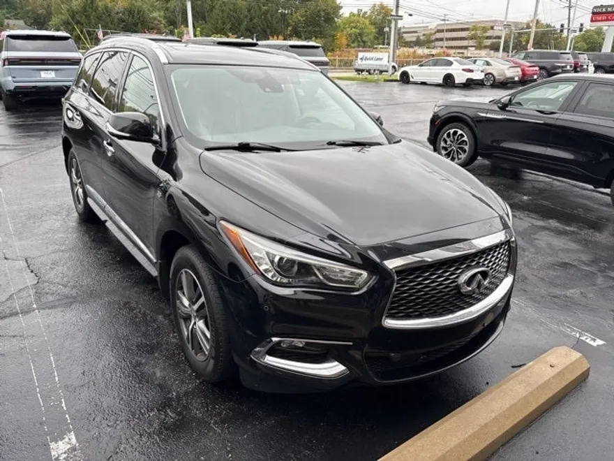 2020 Infiniti QX60 Luxe photo 1