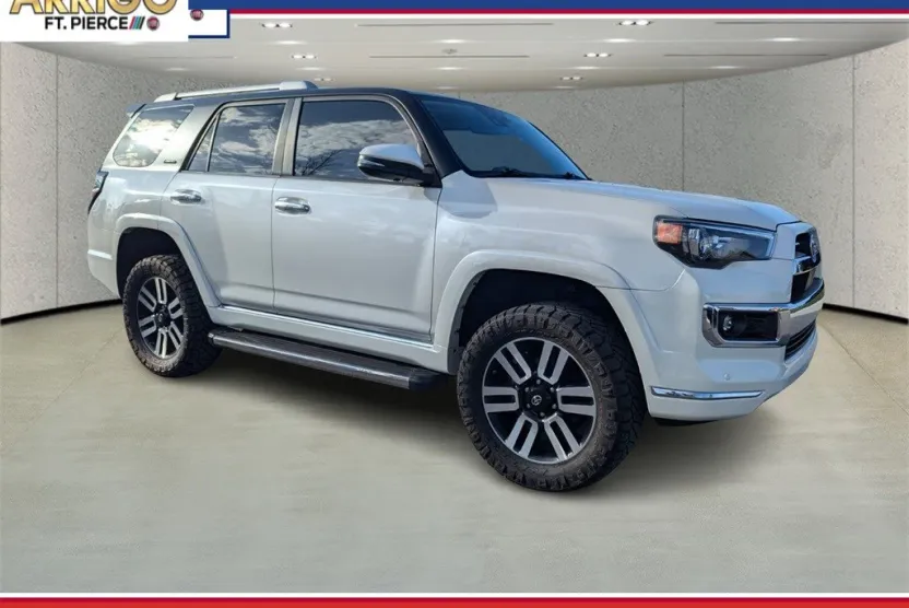 2021 Toyota 4Runner Limited photo 1