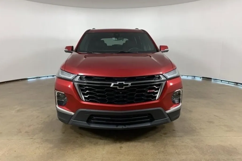 2023 Chevrolet Traverse RS photo 1
