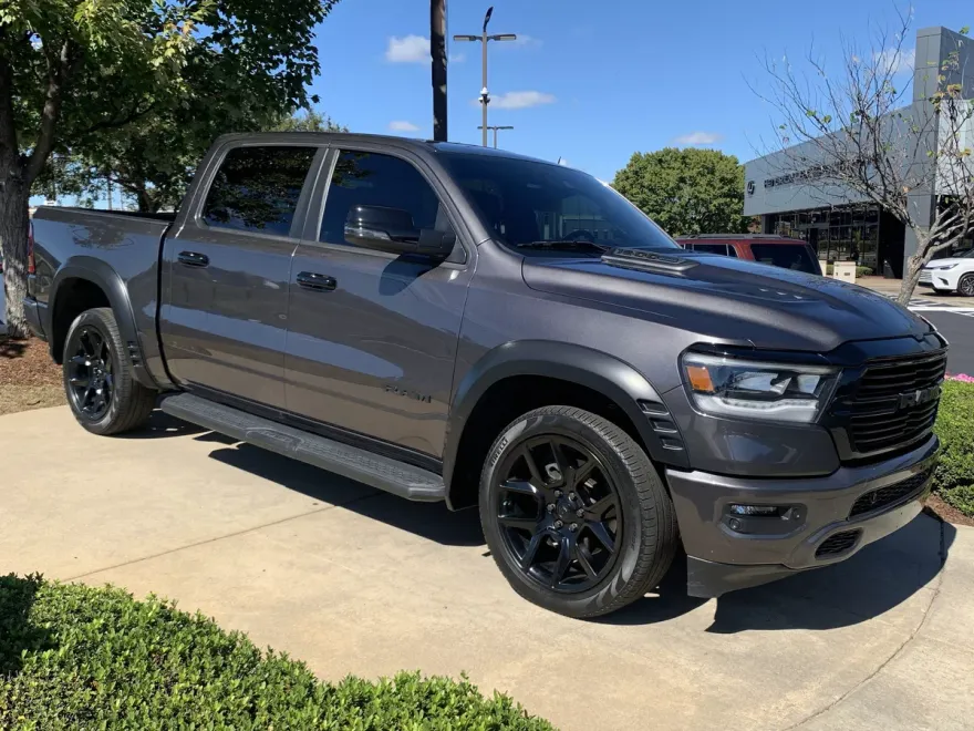 2023 Ram 1500 Laramie photo 1