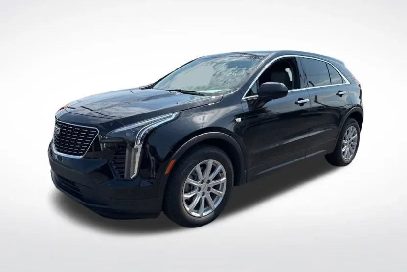 2022 Cadillac XT4 Luxury photo 1