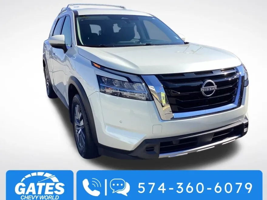 2023 Nissan Pathfinder SL photo 1