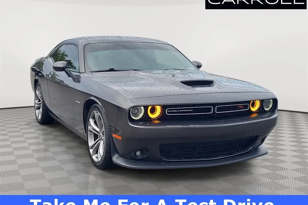 2021 Dodge Challenger R/T photo 1