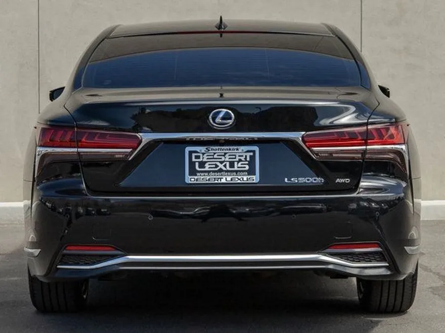 2018 Lexus LS 500h photo 1
