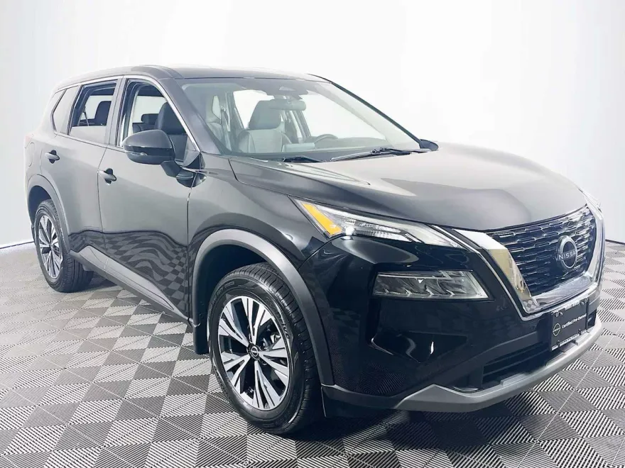 2022 Nissan Rogue SV photo 1