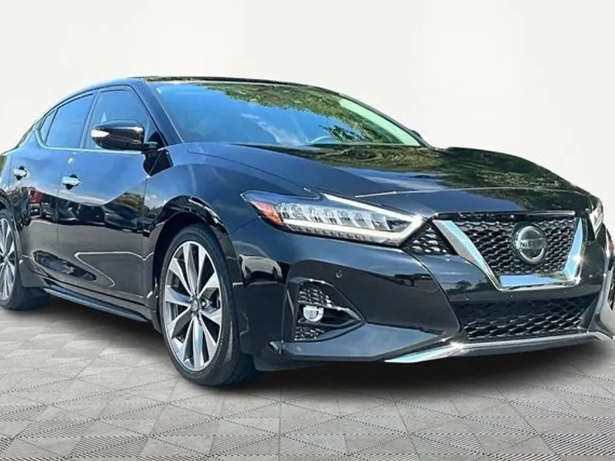 2022 Nissan Maxima Platinum photo 1