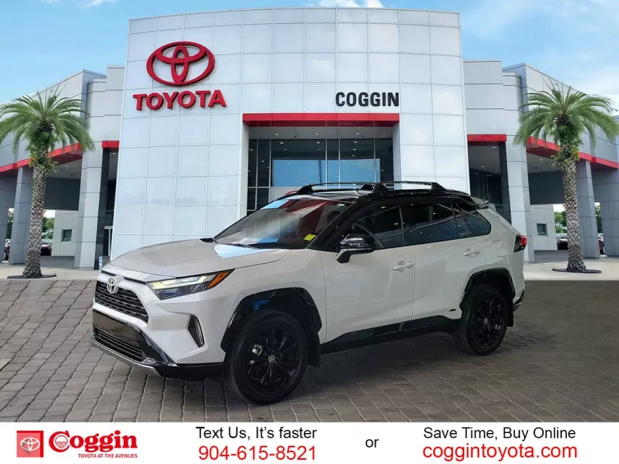 2024 Toyota RAV4 Hybrid XSE photo 1