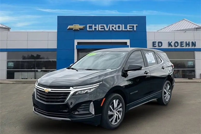 2022 Chevrolet Equinox LT photo 1