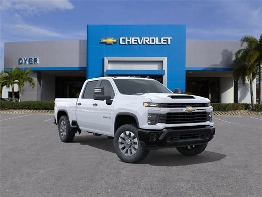 2026 Chevrolet Silverado 2500HD Custom photo 1