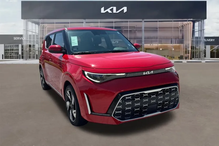2025 Kia Soul GT-Line photo 1