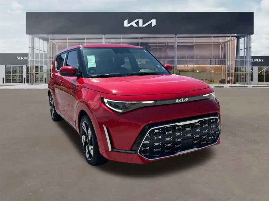 2025 Kia Soul GT-Line photo 1