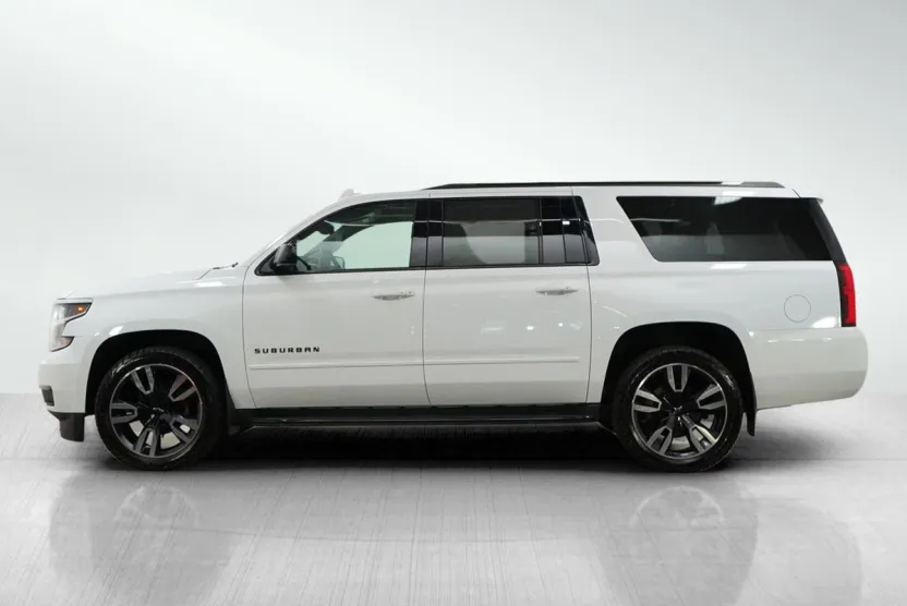 2018 Chevrolet Suburban Premier photo 1