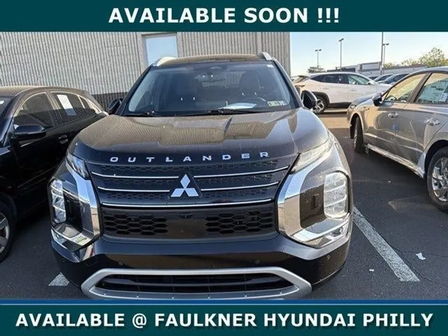 2022 Mitsubishi Outlander SEL S-AWC photo 1