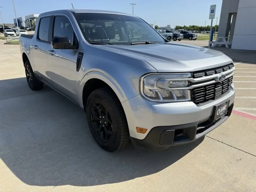 2024 Ford Maverick Lariat photo 1