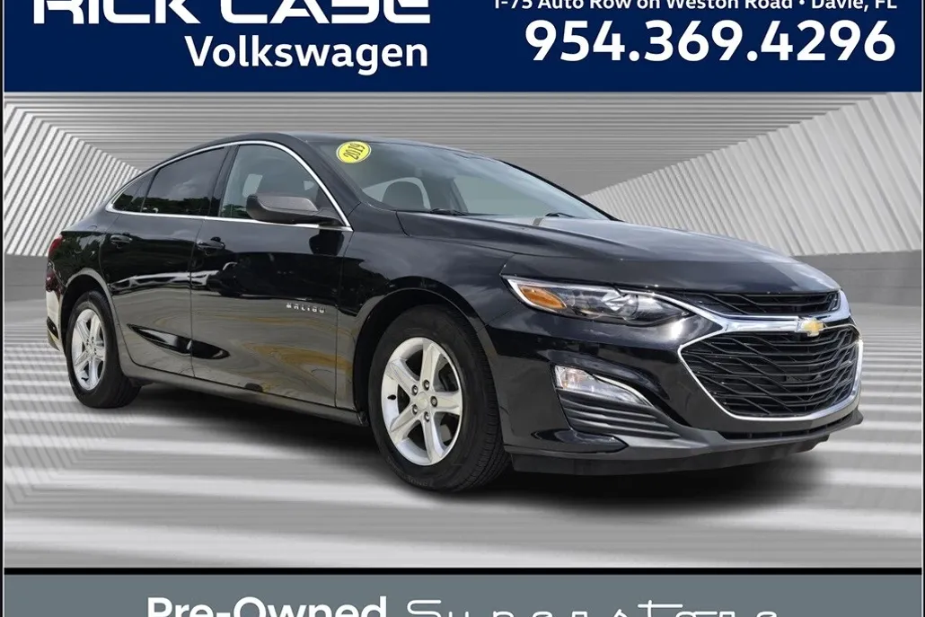 2019 Chevrolet Malibu photo 1