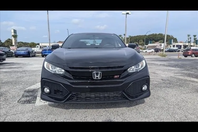 2018 Honda Civic Si photo 1