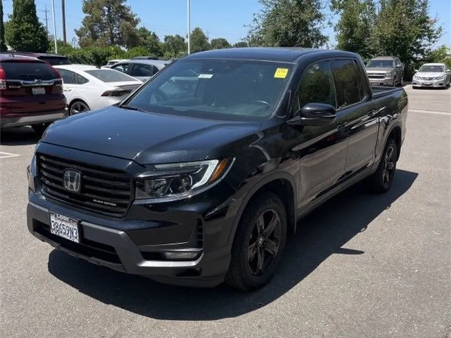 2022 Honda Ridgeline Black Edition photo 1