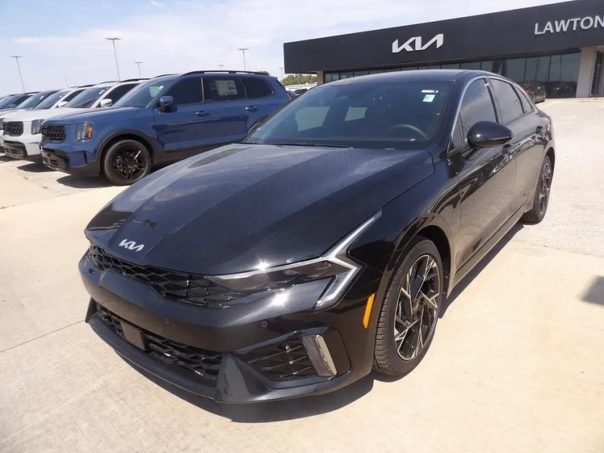 2026 Kia K5 GT-Line photo 1