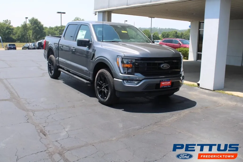 2022 Ford F-150 XLT photo 1