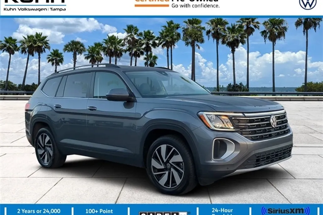 2024 Volkswagen Atlas SE photo 1