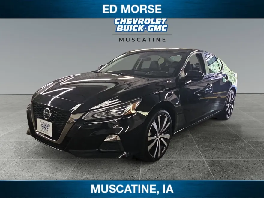 2022 Nissan Altima 2.5 SR photo 1