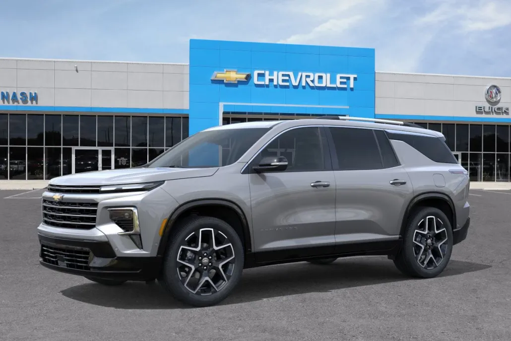 2026 Chevrolet Traverse High Country photo 1