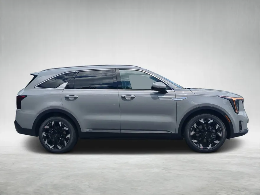2026 Kia Sorento EX photo 1