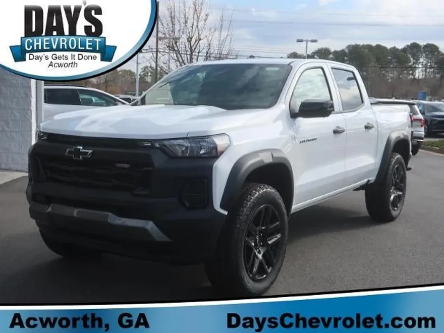 2025 Chevrolet Colorado Trail Boss photo 1