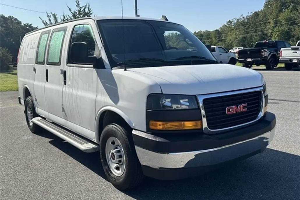 2024 Gmc Savana 2500 Cargo photo 1